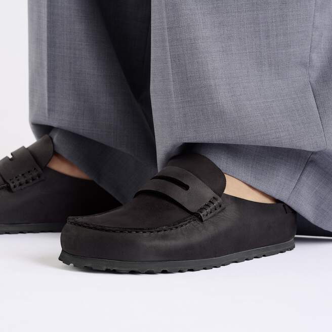 M Naples Wrapped Black Oiled Leather 1029711